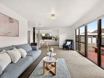 Hokowhitu haven near the river