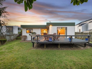 Elevated Duplex Living in Prime Location