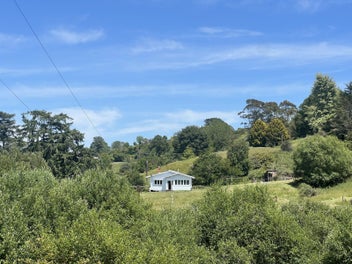 Image 1 of 28