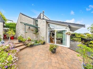 Overseas Bound - Priced to sell!