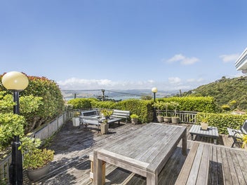 STANDING OVATION - RV $950,000