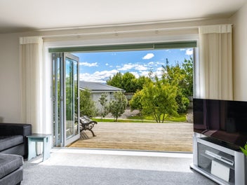 Relocating vendors offer solid safe family living