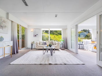 Classy Living with Lagoon Vibes