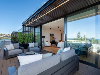 Luxury Beach Penthouse Living!