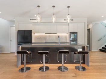 Architectural edge. Coastal energy. Family scale.