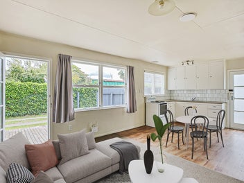 Hello - Would You Like To Meet?