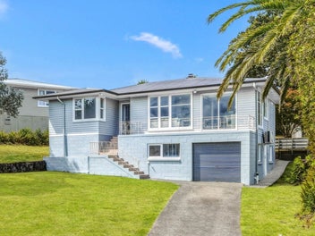 Ultimate Family Home & Westlake Zones