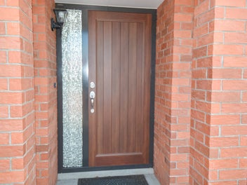 ULTIMATE LOCATION IN WINDSOR