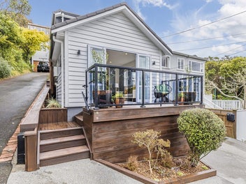 Modern, Sunny & Effortless Living (2018 Build)