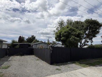 Mortgagee Sale – Opportunity Knocks in Prime...