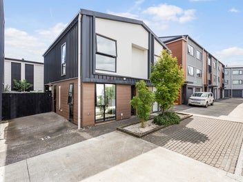 Smart Buy - Must Be Sold!