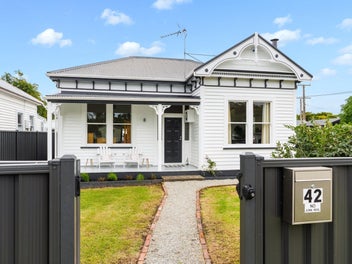 Charming character villa with added flexibility