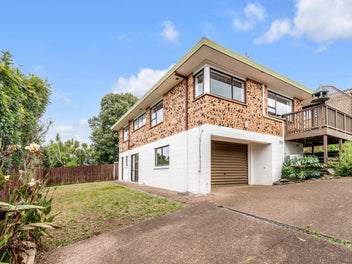 Macleans – walk to the village