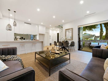 Supberb Modern Living