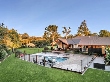 Sophisticated Lifestyle Retreat