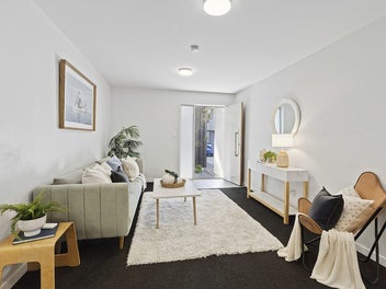 Island Bay Living on the Flat