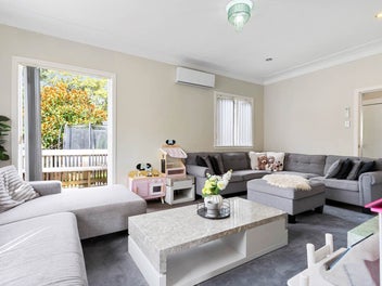 Nest or Invest! Owners Aussie Bound!