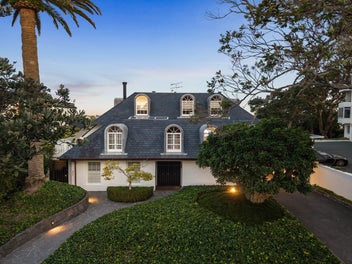 Spectacular Waterfront Living in Prime Parnell