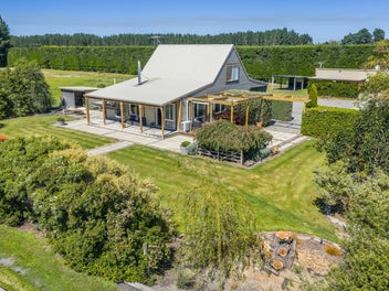 Equestrian Lifestyle & Dual-Living Excellence