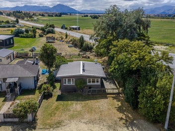 Affordable Buying Ten Minutes to Wanaka