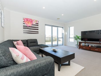 Space, Style, Spectacular Living