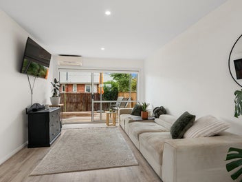 Opportunity knocks - Be quick!