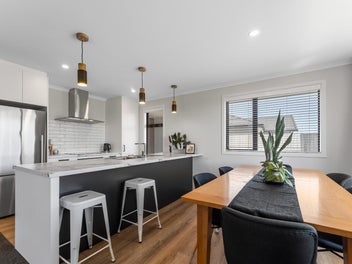 Cul-de-sac new home living