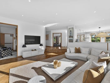 441SQM DGZ | PRIVATE CORNWALL PARK ENTRANCE