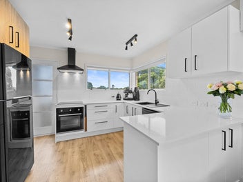 Brick & Tile Beauty in Half Moon Bay