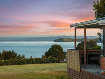 Build the Dream. Love the View.