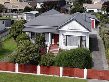 Beautifully restored villa in the heart of town