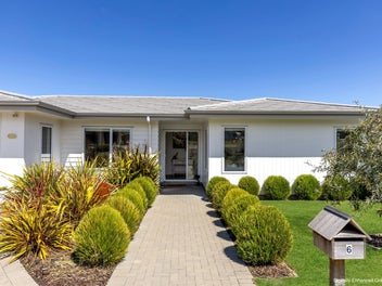 Entertainer’s Haven