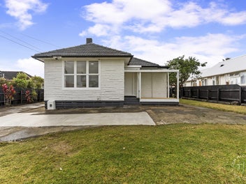 Fully Renovated Freehold 3-Bedroom Home + Garage