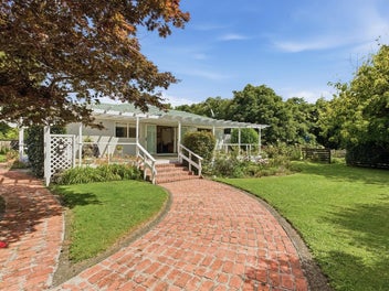 A Character Cottage – Your Country Project Await