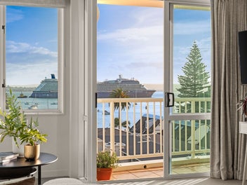 Front Row To Pilot Bay Sunsets