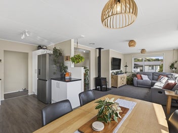 MOTIVATED VENDOR - MUST SELL!