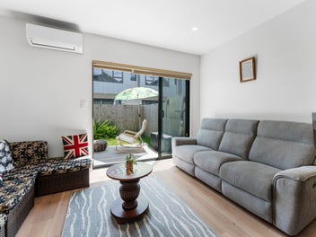 Bank Countdown On - This Must Be Sold!