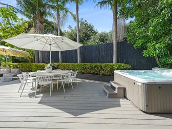 Your Spacious Private Oasis