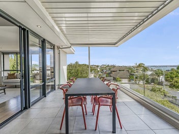 Luxury Lock-and-Leave with Views