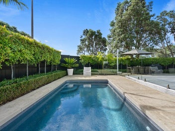 Elite Coastal Living, Red Beach