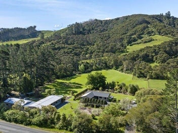 15 HA Of Picturesque Countryside