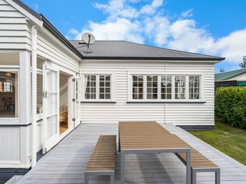 Immediate Sale Sought — Enquiries Over $995,000