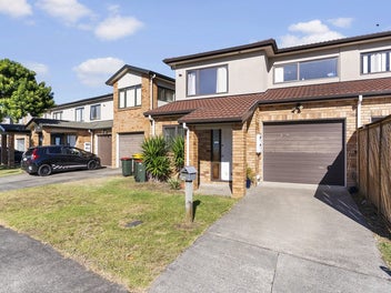 Urgent Sale - Owners on the Move!