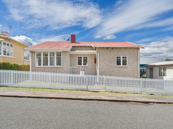 Two Dwellings, 569m2 on Corner - Heart of Onehunga