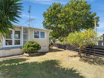 Renovate, Subdivide or Bring the Family - Gold...