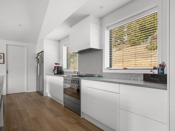 MODERN, PRIVATE, LUXURY