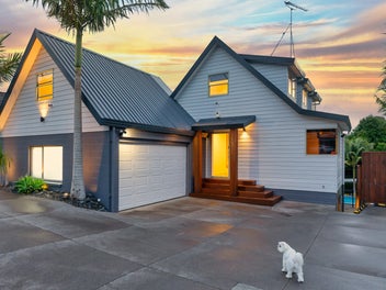 GOOD TASTE IS ALWAYS IN STYLE