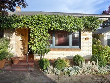 Worst House, Best Street