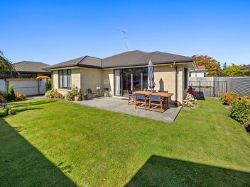 Domain at Your Doorstep, Stylish Living Inside