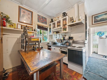 LAST WEEK OF OPEN HOMES